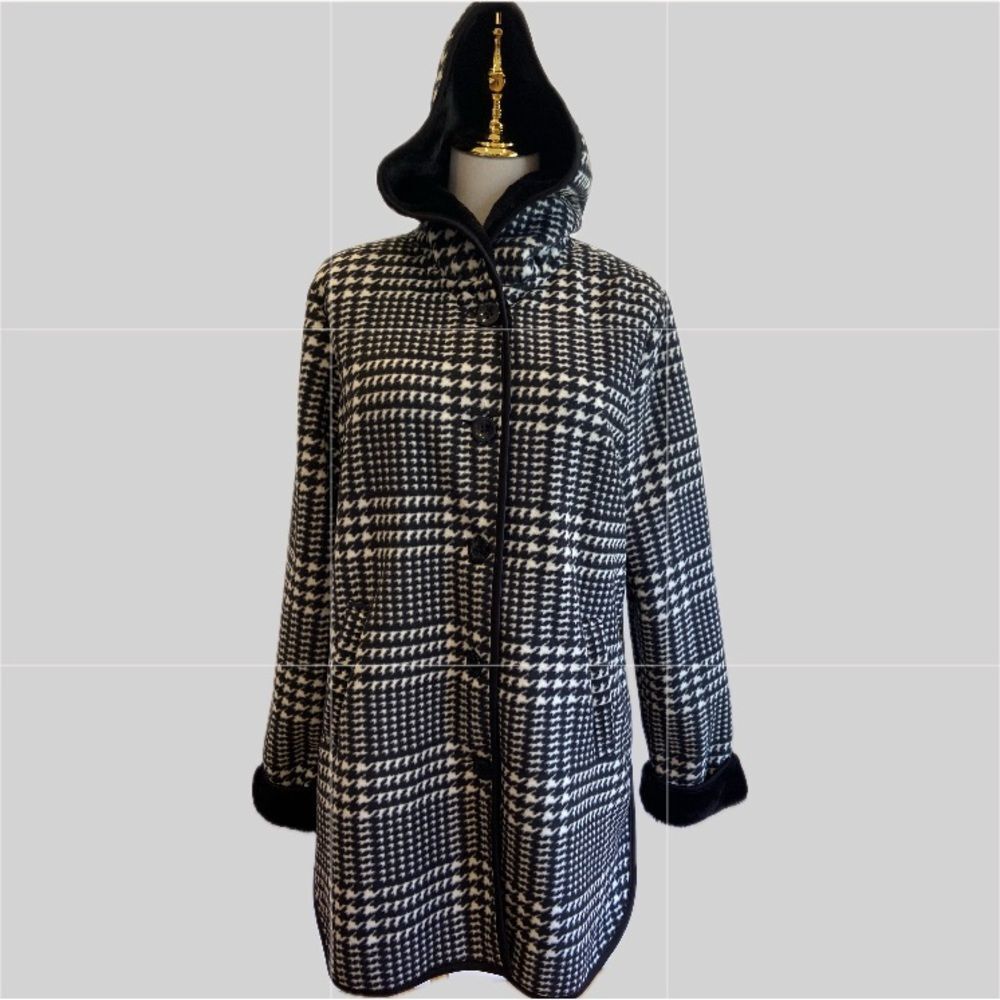 Ike Behar Women's NWOT Black and White Houndstooth Hooded Coat L
